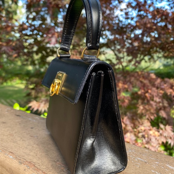 Celine M11 Circa 1995 Vintage comes with shoulder strap 🖤 - Picture 3 of 7